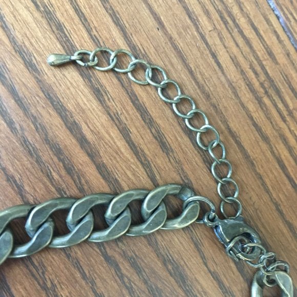 Fantastic crystal and brass vintage look statement necklace. - Picture 4 of 5